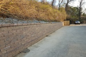 03_retaining_wall_behind_expressoilchange.jpg