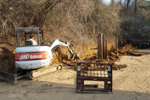 24_retaining_wall_behind_expressoilchange.jpg